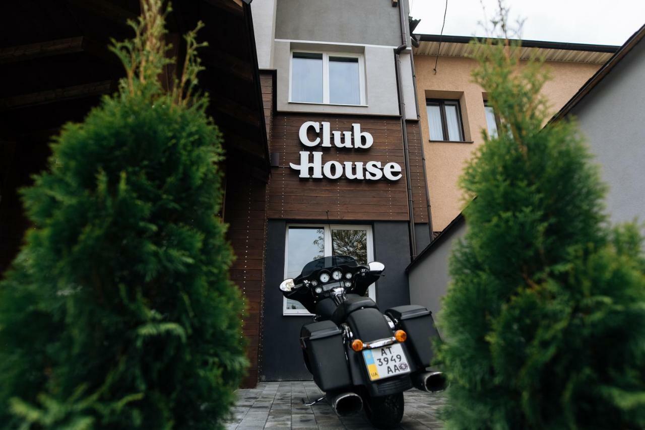 Отель Clubhouse Ивано-Франковск Экстерьер фото